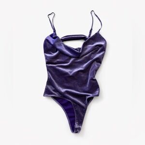 💜Fashion Nova Purple Velvet Bodysuit Cowl Neck Size Large💜